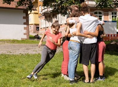 Gruppenspiele - Erlebnispädagogische Übungen