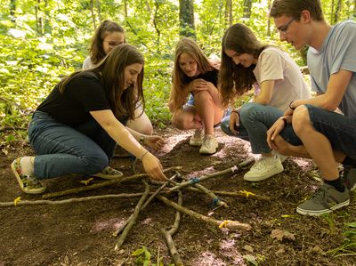 Spiele für Kindergeburtstage im Wald